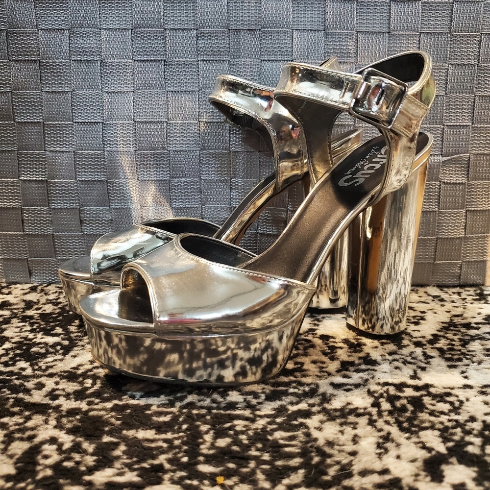 Circus NY by Sam Edelman Platform Heel